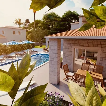 Maslinik Willa Kaštelir